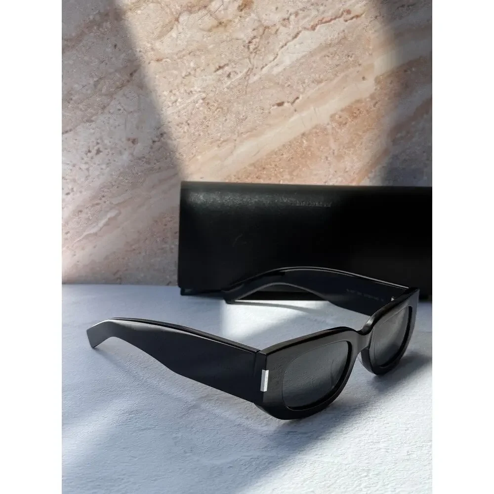 NEW Saint Laurent SL697 Unisex Sunglasses in Black - Picture 4 of 10